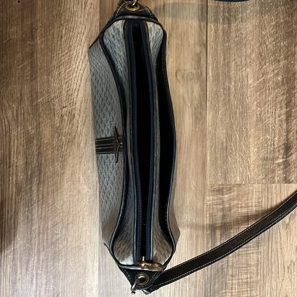 Liz Claiborne VINTAGE leather trim shoulder bag purse - Picture 3 of 6